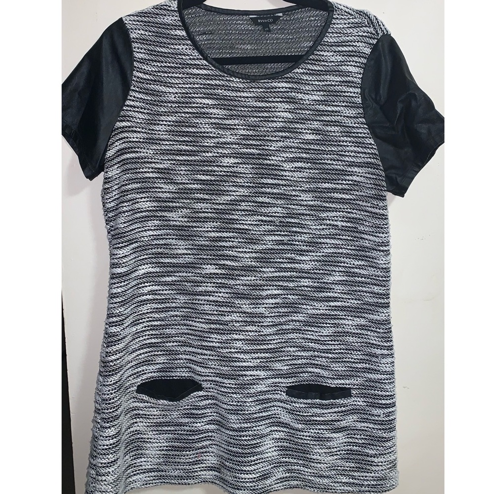 RW&Co Sweater Tunic with Faux Leather Sleeves - LG - Picture 1 of 6